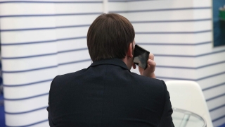 Мошенники стали вчетверо чаще звонить от имени сотовых операторов