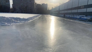 Оттепель. Спустя четыре дня катки в Саратове закрылись