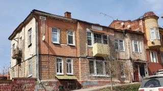 Объекты культурного наследия в центре Саратова признали аварийными