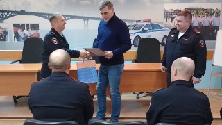Закрыл пострадавшую своей машиной. Житель Саратова получил благодарность Госавтоинспекции