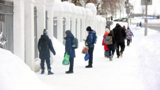 В школах Саратова возобновляются занятия
