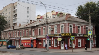 В Саратове признали памятниками богадельню и здание Облпотребсоюза