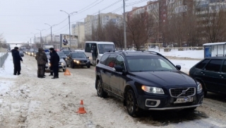 В Солнечном иномарка сбила 18-летнего парня