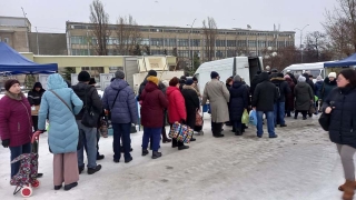 Саратовцы опять встали в очереди за ярмарочными яйцами
