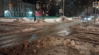 Отключение воды в Кировском районе. Жителям обещают подвоз
