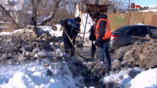 Видео. Улицы Саратова заливают коммунальные реки