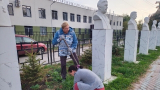 Бутафория вместо мрамора. Как мэрия Саратова освоила бюджет в "Сквере Памяти"