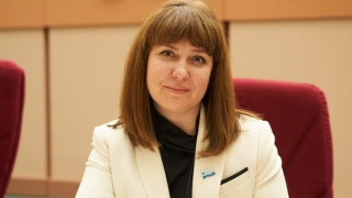 Депутат Юлия Видяйкина о бывшем муже-хулигане: "На работе он трезвый"