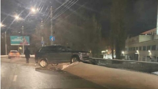 У москвича в Степном угнали иномарку. А нашли разбитой в Заводском районе