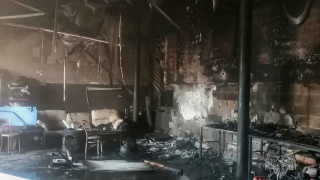 Два пожарных расчета тушили гаражный бокс