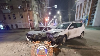 Новогодняя автокатастрофа. Полиция пытается найти очевидцев ДТП на Чернышевского