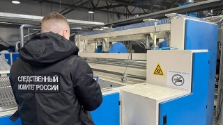 На саратовской фабрике рабочему частично отрезало руку