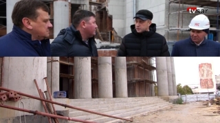 Кадры решили: "ВСЕ!". Провальным саратовским проектам и кураторам-чиновникам посвятили клип