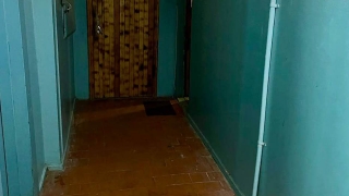 Удар ножом: раненый мужчина умер в подъезде