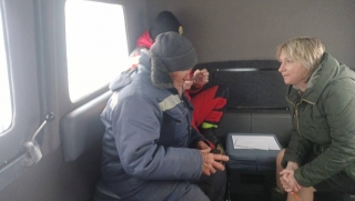 За пожилым рыбаком на волжский остров отправили судно на воздушной подушке