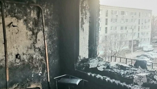 В Балакове под утро загорелся дом. Есть погибший и пострадавшие