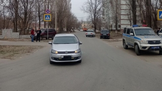 В Балакове водитель "семерки" устроил ДТП с пострадавшей