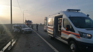 Возле Дубков "Ларгус" врезался в столб. Семь человек в больнице