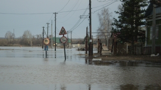 Паводок. "Большая вода" не ушла с более десятка саратовских мостов и плотин