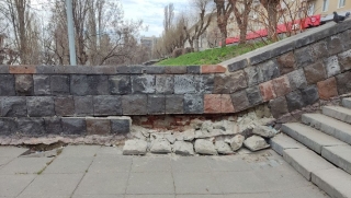 В Саратове на старой набережной обрушился "новый туф"