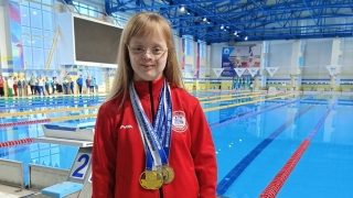 Пловчиха из Энгельса стала трехкратной чемпионкой России