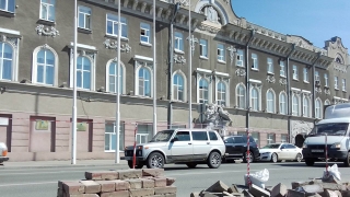 Устав Саратова. Депутаты раскритиковали "эксклюзивную" группу и общественные слушания
