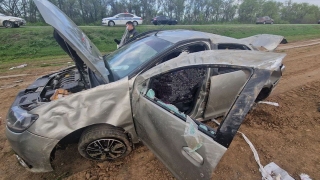 Под Энгельсом "Логан" вылетел с трассы. Водитель выжил