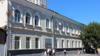 Последний звонок перекроет улицу в центре Саратова
