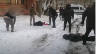 Перевозчики контрафакта пытались дать саратовским таможенникам 190 млн. Приговор