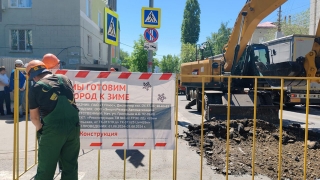 В Саратове энергетики заменят участок теплосети на Вольской. Движение закроют