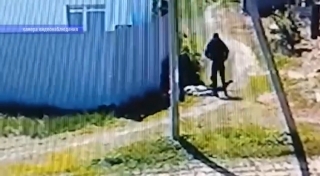 Житель Энгельса "помог" пьяному – и купил колонку на его деньги