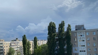 Саратовцев вновь ждет жара с дождем