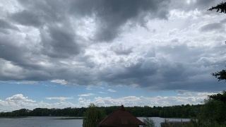 Саратовцев ждет пятница с дождем и северным ветром
