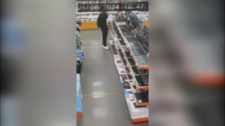 В Саратове вор вынес из магазина дорогую умную колонку и сдал ее за треть цены