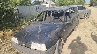 Под Саратовом 15-летний водитель опрокинул легковушку