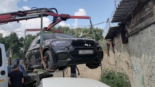 В Саратове у любителя пьяной езды конфисковали BMW X5