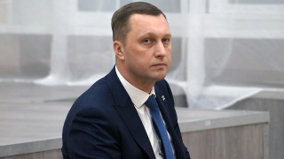 Саратовский губернатор вернулся на работу после похорон сына