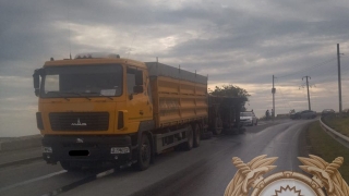 В столкновении с зерновозом пострадал ребенок из "Тойоты"