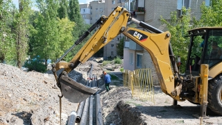 Энергетики проложили еще 900 метров новых теплосетей во дворах Саратова