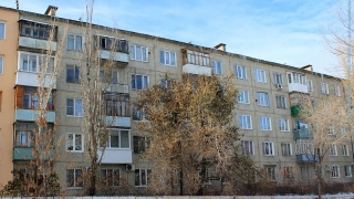 В Саратове один аварийный дом снесут, второй реконструируют