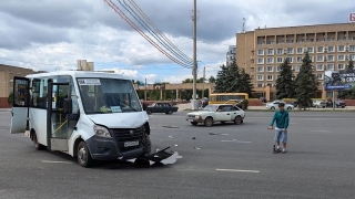 ДТП в центре Балакова: пострадали два пассажира маршрутки