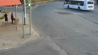 Водители автобусов продолжают игнорировать остановку в Комсомольском поселке