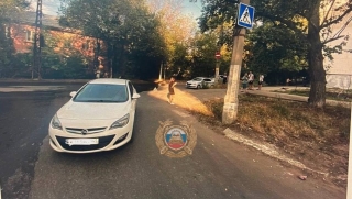 В Ленинском районе "Опель" сбил женщину на "зебре"