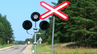 В Саратовской области на время закроют два железнодорожных переезда