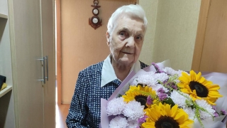 Рыла окопы и ухаживала за ранеными. Жительница Саратова отметила 100-летний юбилей