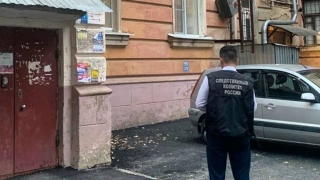 В Саратове мальчик выпал из окна второго этажа
