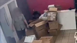 Саратовский стажер ПВЗ отправил поставщику пустую коробку от телефона