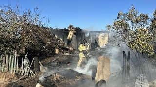 На пожаре в саратовском поселке погибла пенсионерка