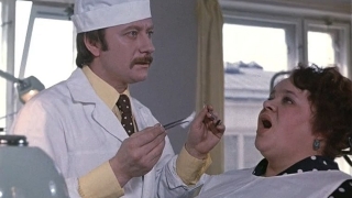 В Саратове ищут стоматолога-ортопеда на зарплату в 350 тысяч рублей