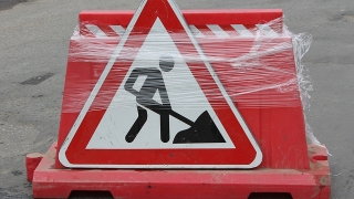 Автокран на несколько часов остановит движение на Белоглинской